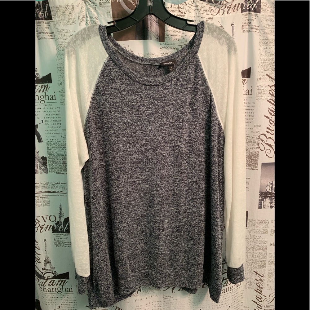 Torrid super cute open back sweater